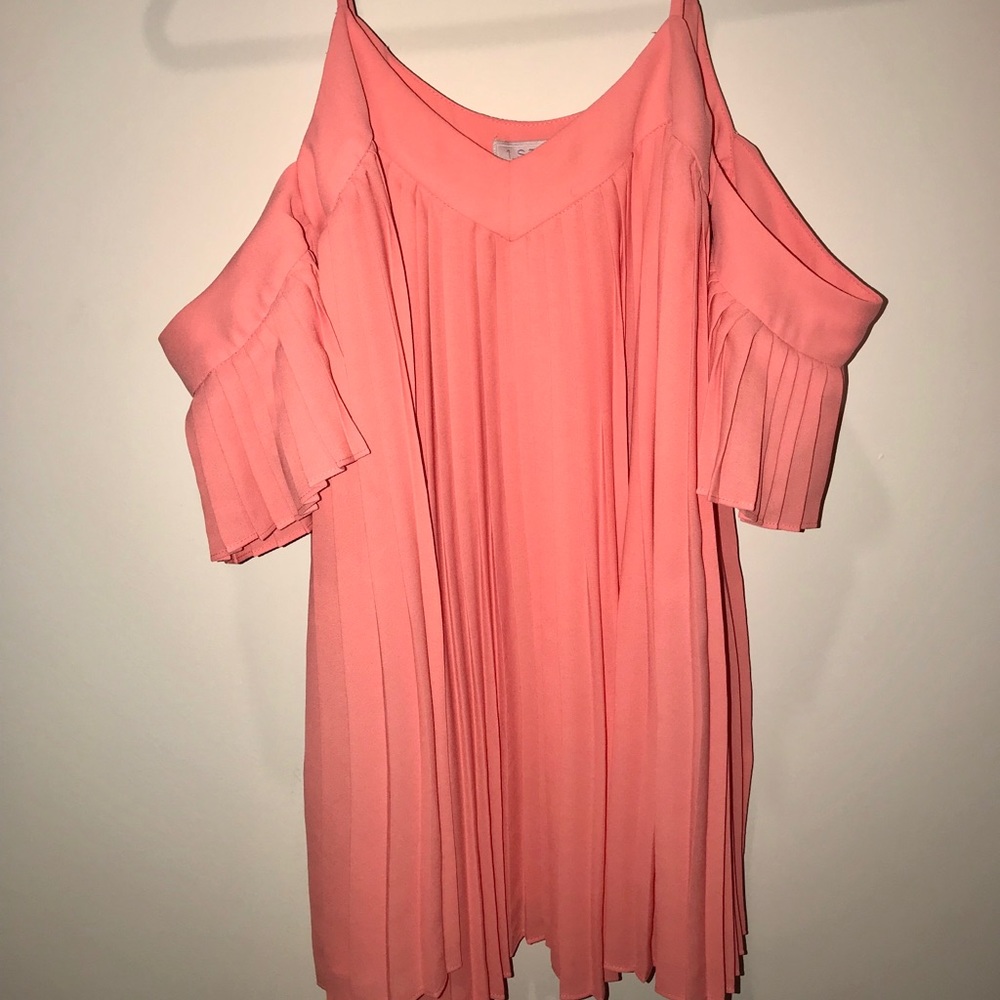 1. State Havana Coral Pleated Cold-Shoulder Top